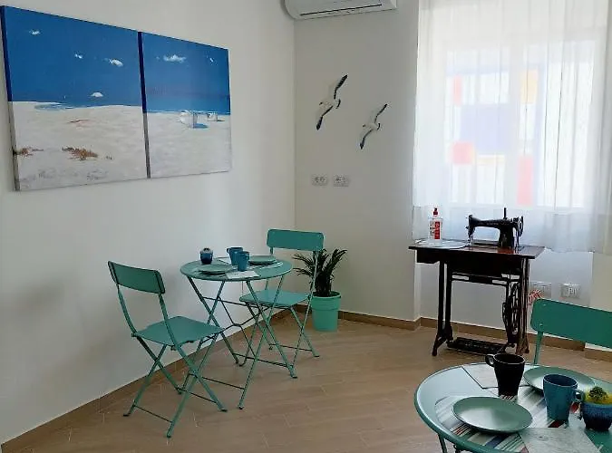 Alojamento de Acomodação e Pequeno-almoço Il Vicolo Di Clara Diamante