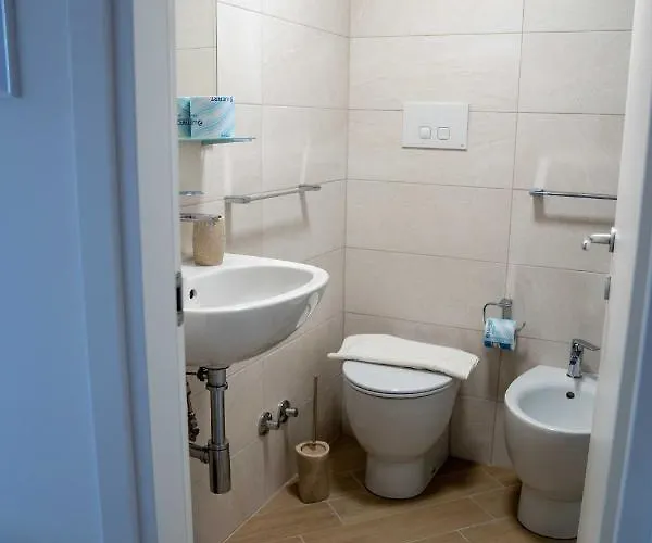 Alojamento de Acomodação e Pequeno-almoço Il Vicolo Di Clara Diamante