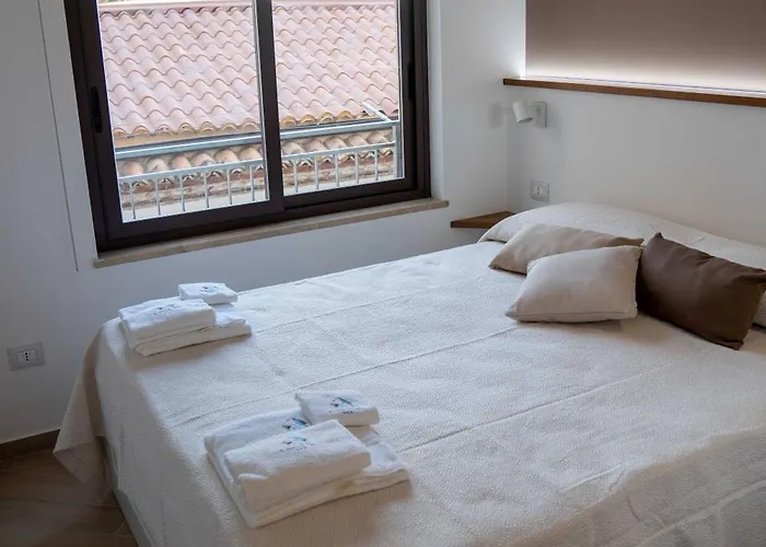 Il Vicolo Di Clara Alojamento de Acomodação e Pequeno-almoço 4*