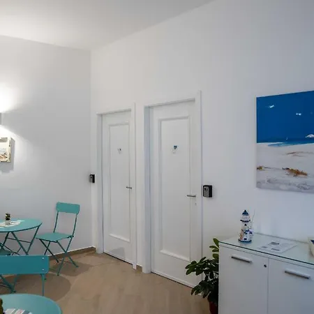 Il Vicolo Di Clara Frühstückspension Diamante