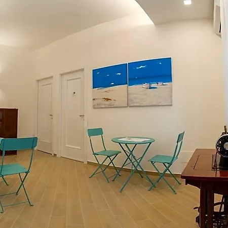 Bed and Breakfast Il Vicolo Di Clara 4*